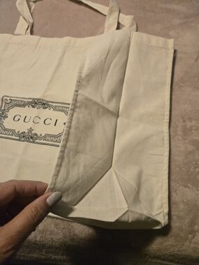 Gucci Canvas Tote Bag in Natural